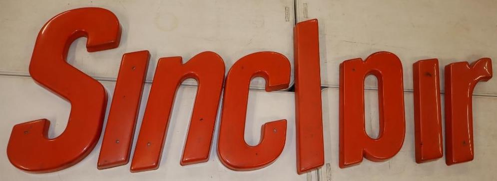 Sinclair Gas Station Plastic Letters (1 of 4)