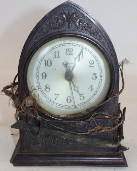 Lincoln Electric Bakelite Mantel Clock (1 of 3)