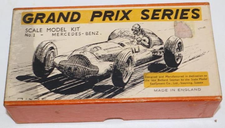 Schuco Ferrari Grand Prix Racer 1070 & Box Schuco Ferrari Grand Prix Racer 1070 & Box
