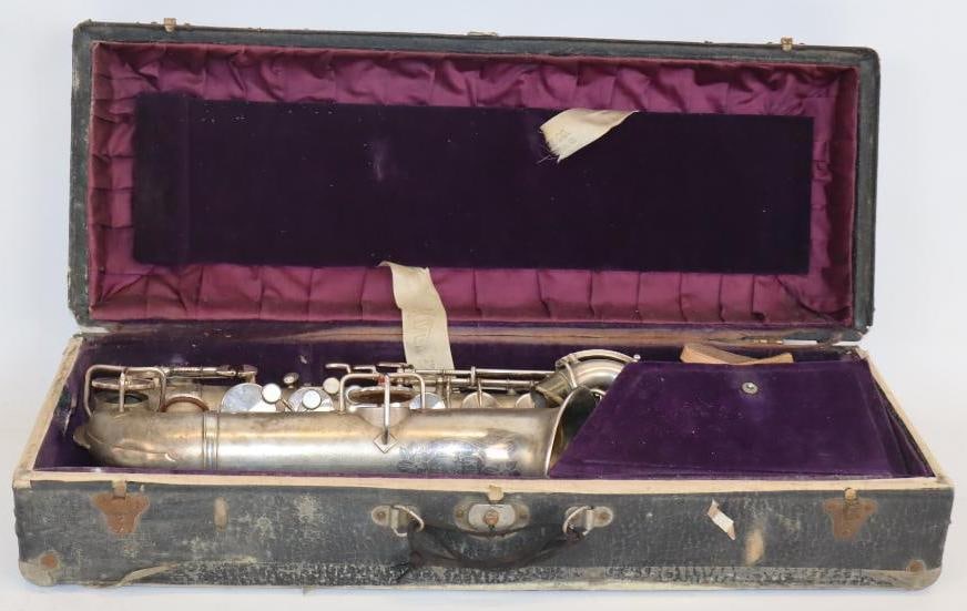King Cleveland Ohio Silver Lacquer Tenor Saxophone (1 of 12)
