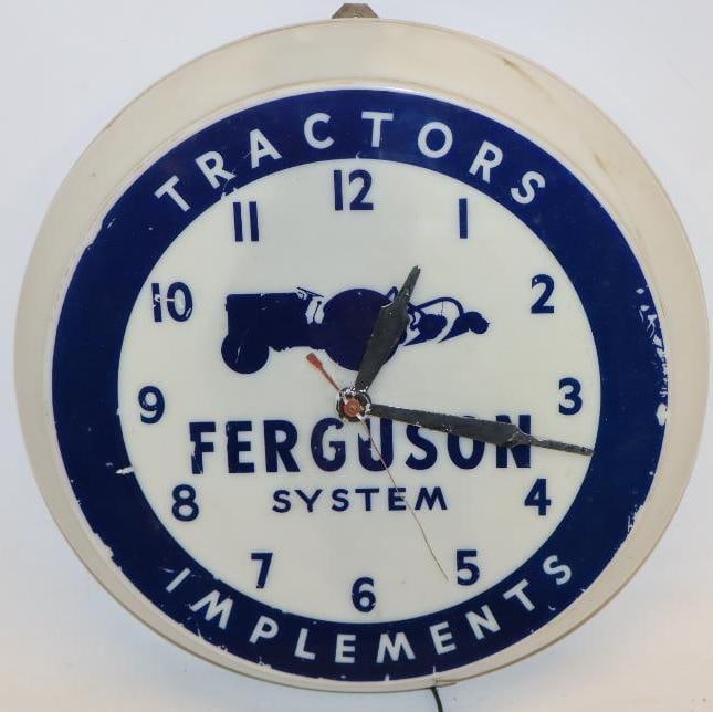 Ford Ferguson Tractors and Implements Light Up Clock (1 of 11)