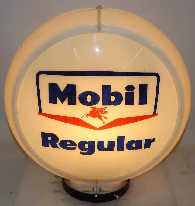 Mobil Regular Gas Pump Globe on Capco Body (1 of 16)