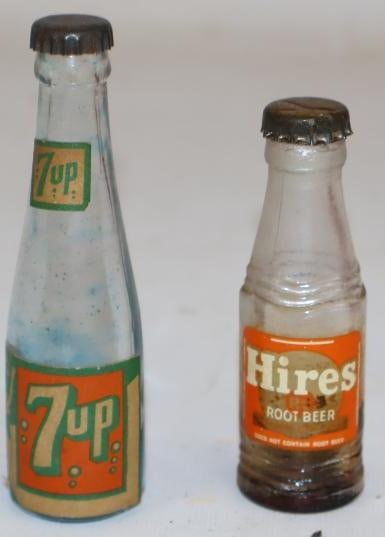 Group of 2 7up and Hires Miniature Glass Advertising Bottles: Largest is 4" x 1 " x 1"