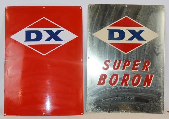 Group of 2 DX Super Boron and Porcelain DX Gas Pump Plates (1 of 2)