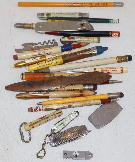 Group of 26 Kendall, Sterling, DX, Waverly, Texaco, Hyvis, Fleetwing, & Amoco Gas & Oil Advertising (1 of 4)