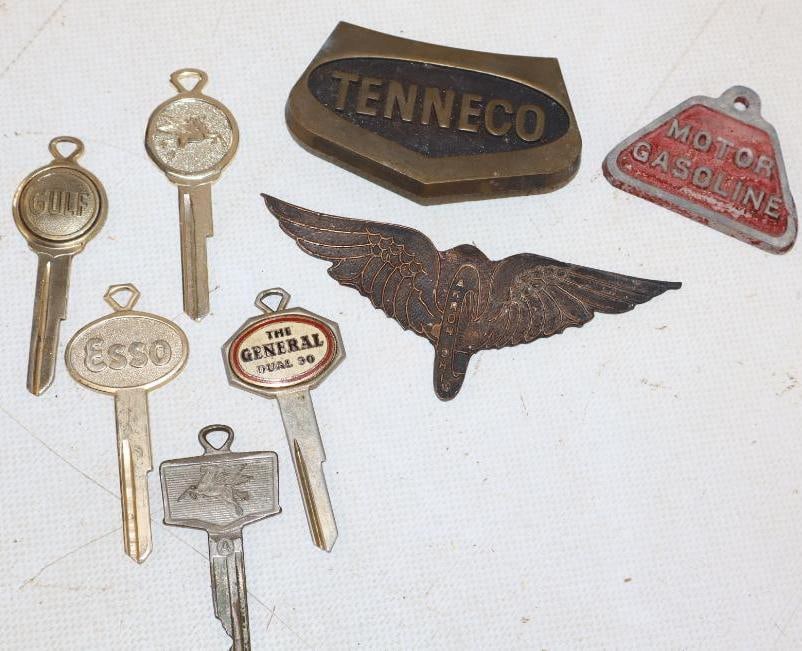 Group of 8 Tenneco Esso Mobil Gulf & General Tire Advertising Keys, Keychain, & Name Plaques (1 of 4)
