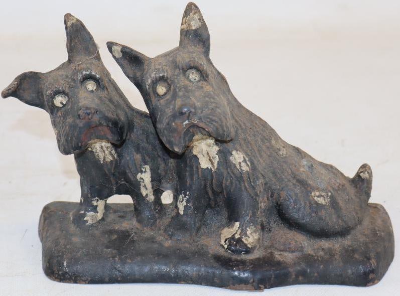 Texaco Listen Cast Iron Dogs Doorstop: 8.5" x 5.5" x 2.5"