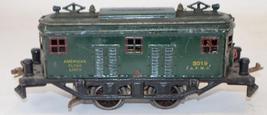 1920's American Flyer 3019 O Gauge Passenger Car (1 of 3)