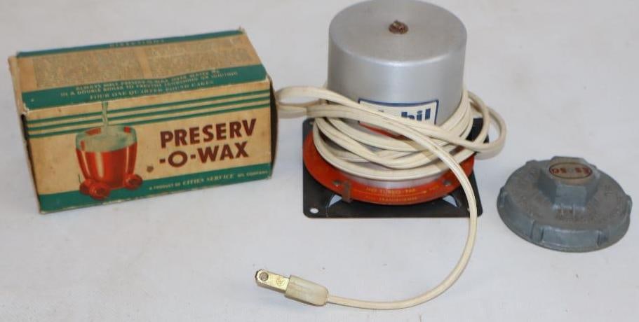 Group of 3 Cities Service, Esso, and Mobil Advertising Wax, Explosion Proof Plug, and HO Scale (1 of 3)