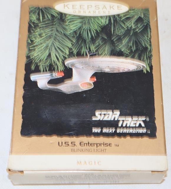 Star Trek The Next Generation USS Enterprise Blinking Light Hallmark Keepsake Ornament in Original (1 of 3)