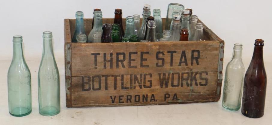 Three Star Bottling Works Advertising Crate with 35 Glass Pop and Beer Bottles (1 of 4)