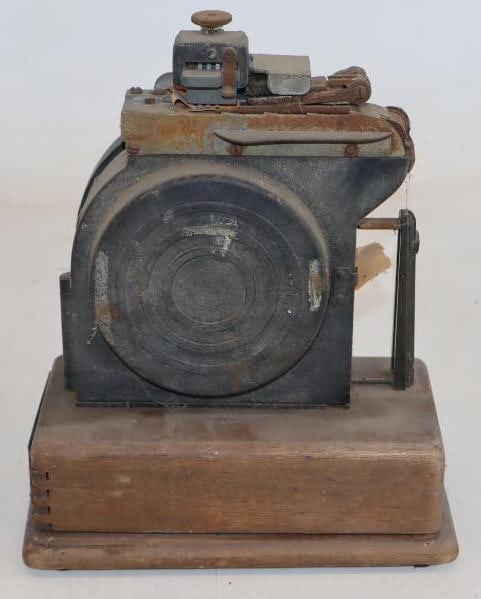 Monarch Pathfinder Tabletop Label Maker (1 of 4)