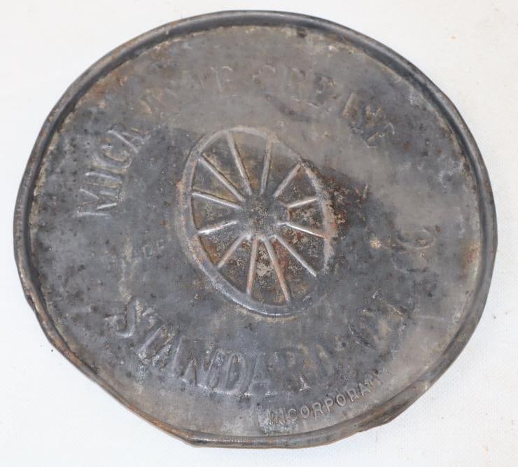 Early Standard Oil Mica Axel Grease Embossed 10 lb Bucket Lid (1 of 2)