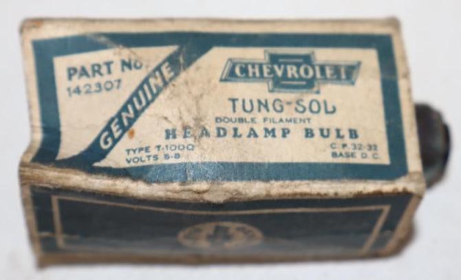 Chevrolet Tung-Sol Headlamp Bulb in Original Box: 2.25" x 1.25" x 1"