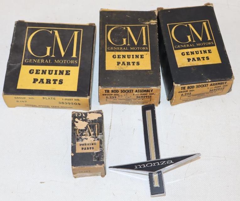Group of 4 GM Tire Rod Socket Assembly Monza Emblem and Control Valve in Original Boxes (1 of 3)