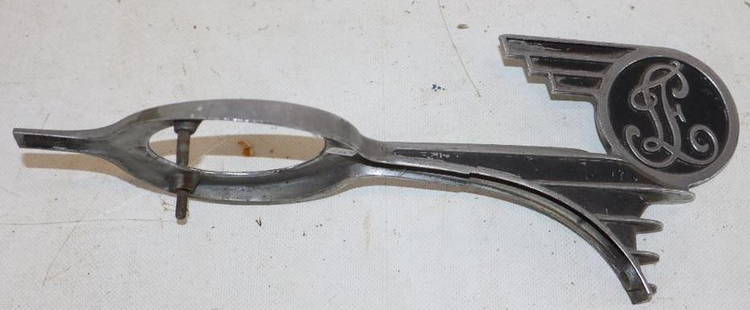 1934 Nash LaFayette Hood Ornament: 12" x 4.5" x 4"