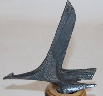 1931-1934 Studebaker Flying Goose Hood Ornament: 5" x 5.5" x .75"