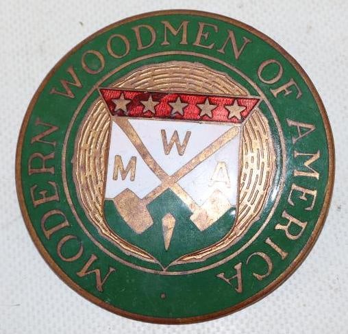 Cloisonne Modern Woodmen of America Radiator Badge: 3" x 3"