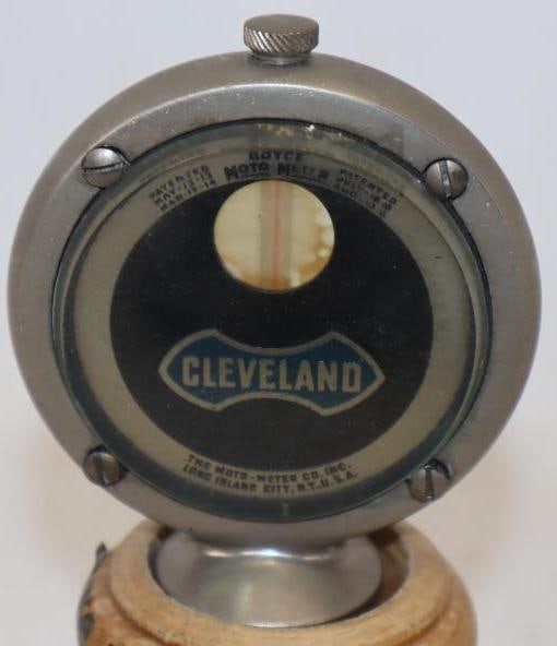 Cleveland Motor Car Co Boyce Moto Meter (1 of 3)