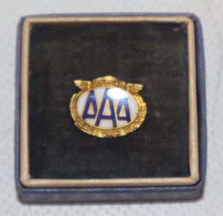 1941 Cloisonne Racecar Owners Pin Back Badge (1 of 3)