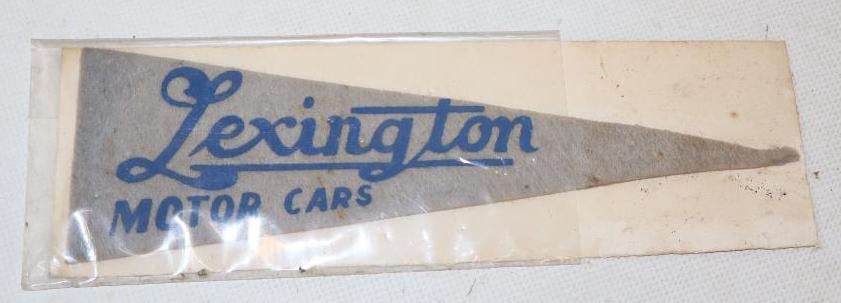Lexington Motor Cars Advertising Felt Pennant: 7.5" x 2.5"