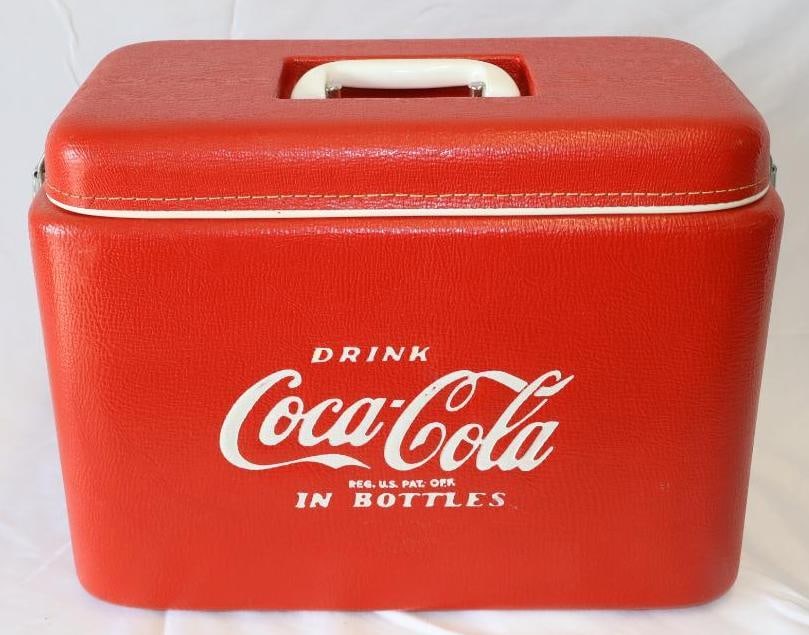 Drink Coca Cola in Bottles Vinyl Advertising Cooler: plastic tray and lining appear to be in good condition with no cracks. 18" x 9" x 12.5"
