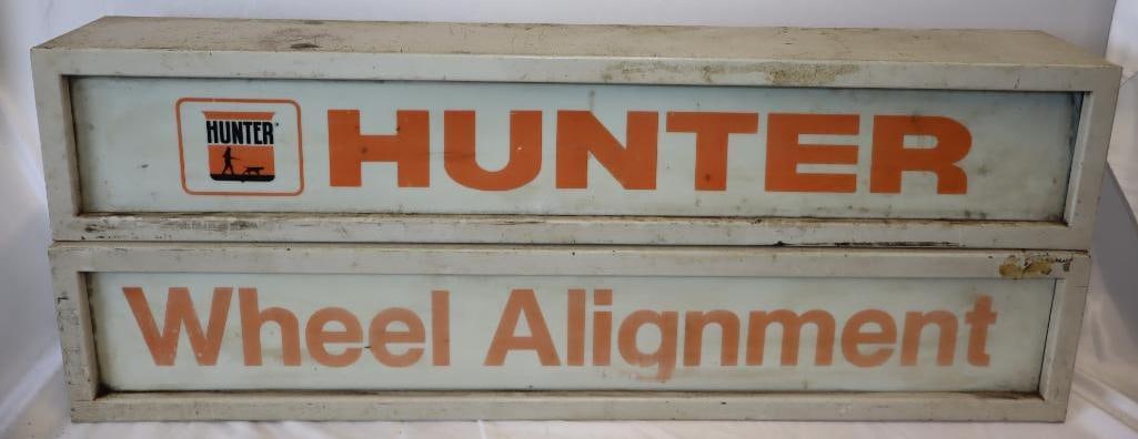 Group of 2 Hunter Wheel Alignment Light Up Signs (1 of 6)