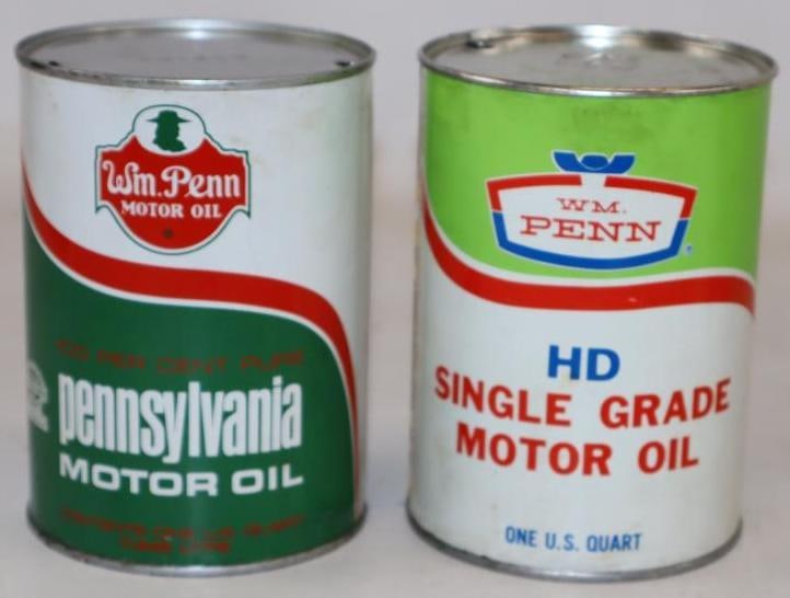 Group of 2 William Penn One Quart Metal Oil Cans (1 of 2)