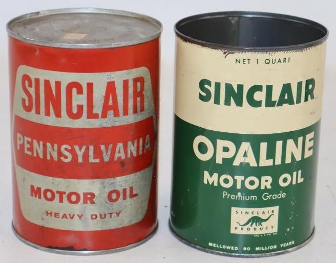 Group of 2 Sinclair Opaline, and HD One Quart Metal Oil Cans (1 of 2)