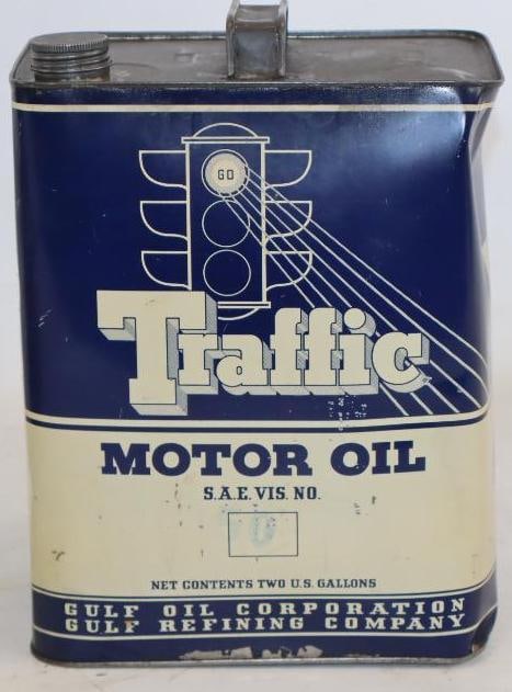 Gulf Traffic Two Gallon Metal Oil Can (1 of 3)