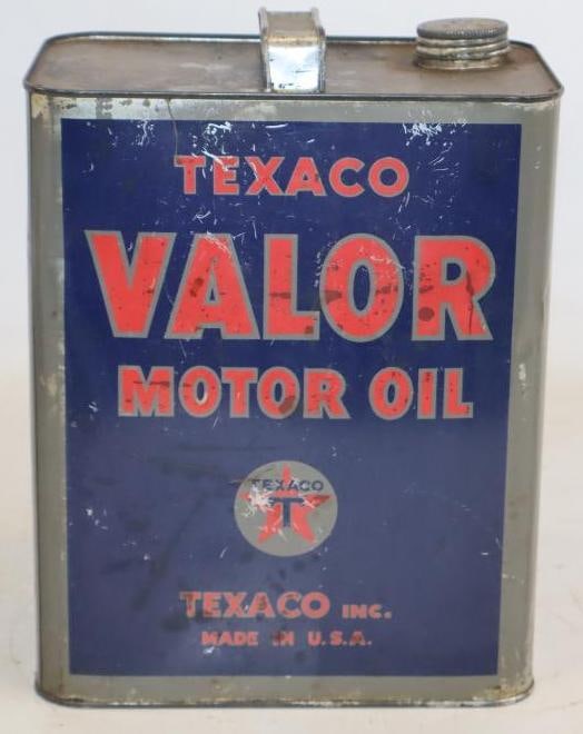 Texaco Valor Metal Two Gallon Oil Can (1 of 3)