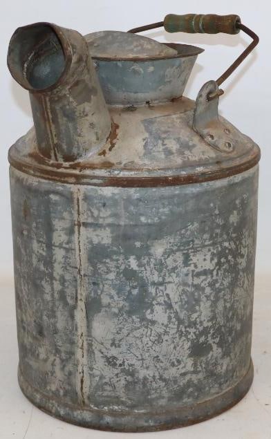 Phillips 66 Embossed 5 Gallon Bulk Oil Container (1 of 7)