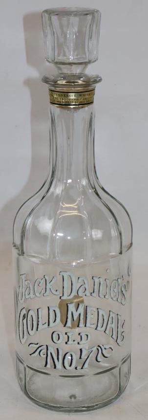 Jack Daniels Gold Medal Old #7 Half Gallon Whiskey Decanter (1 of 5)