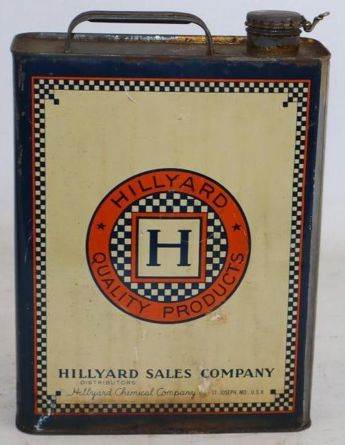 Hillyard Penetrating Flat One Gallon Oil Can: 1 Gallon