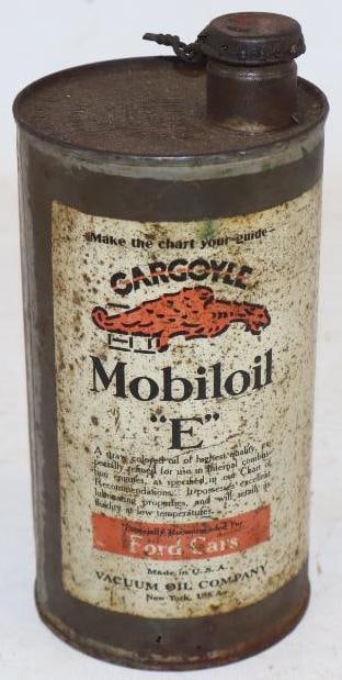Gargoyle Mobiloil "E" For Ford Cars One Quart Oil Can: 3.5" x 3.5" x 7.25"