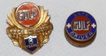 Group of 2 Gulf Oil Safe Driving Pinback Badge & Lapel Pin (1 of 3)