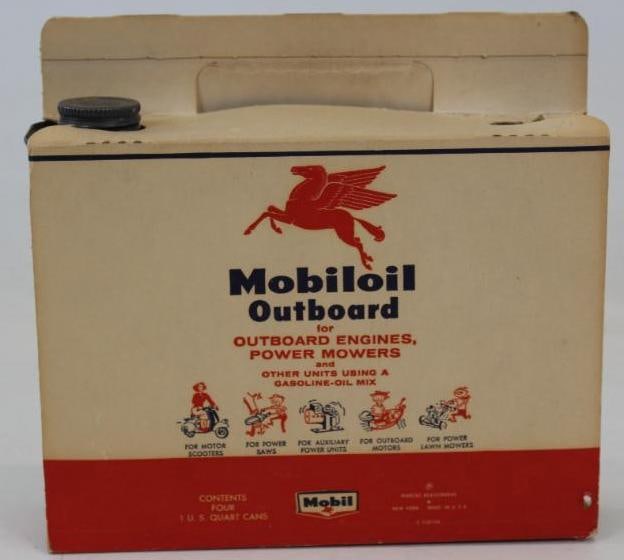 Mobiloil Outboard 1 Quart Oil Can with Cardboard Advertising Sleeve (1 of 4)