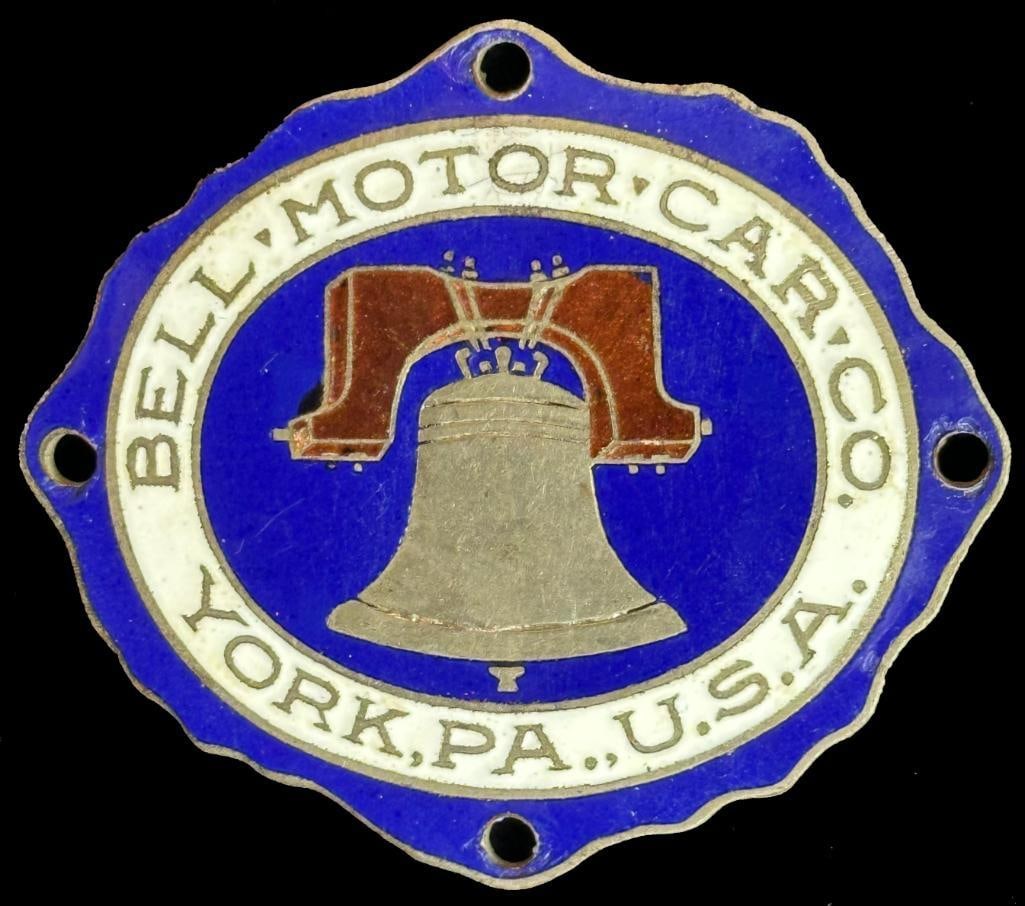 Bell Radiator Emblem (1 of 2)