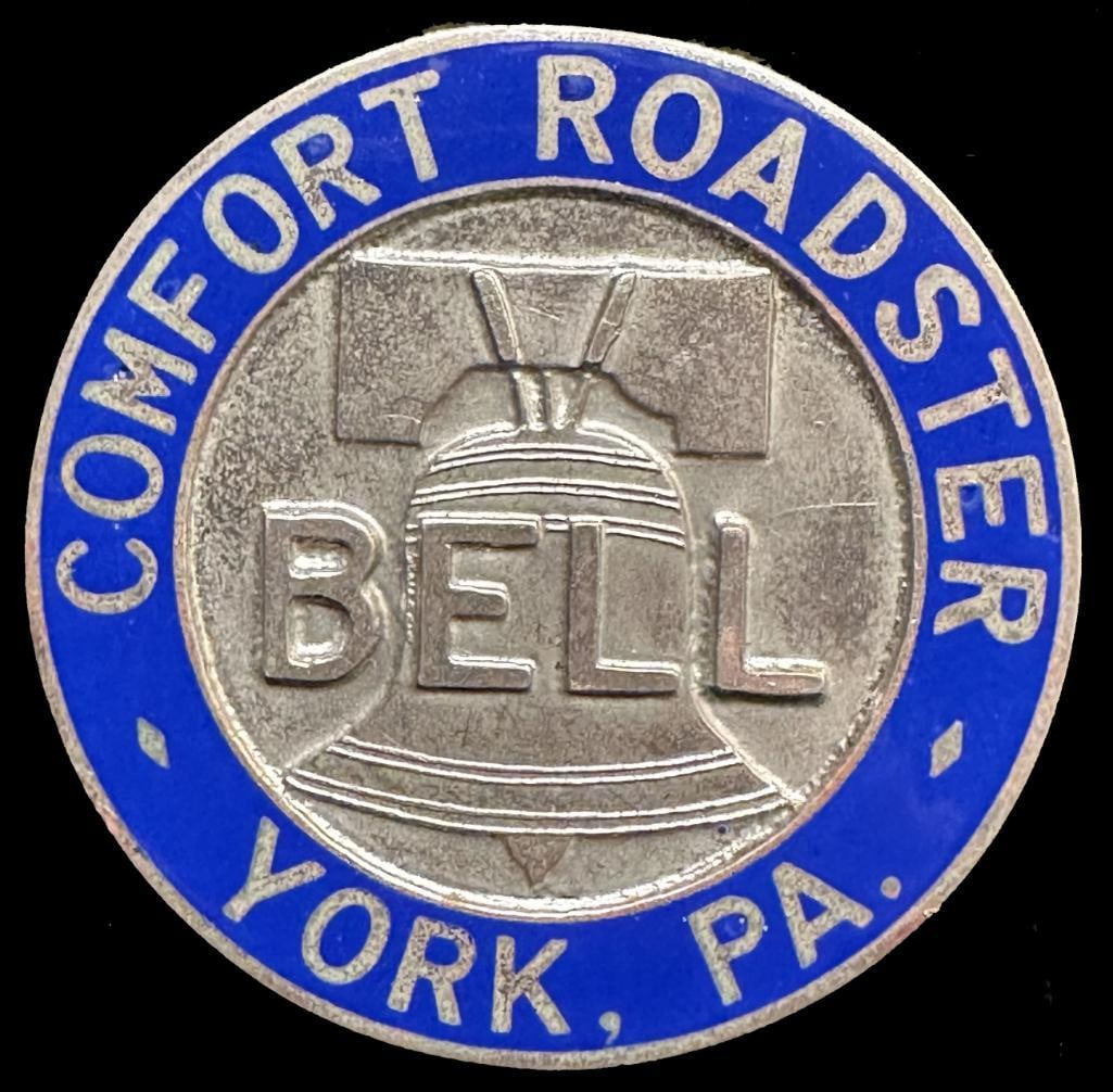 Bell Comfort Roadster Radiator Emblem (1 of 2)