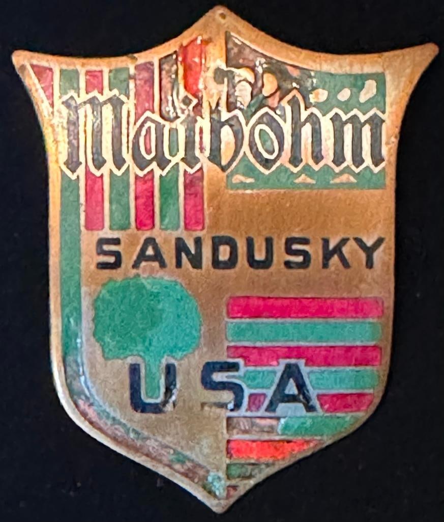 1919-1920 Maibohm Radiator Emblem (1 of 2)
