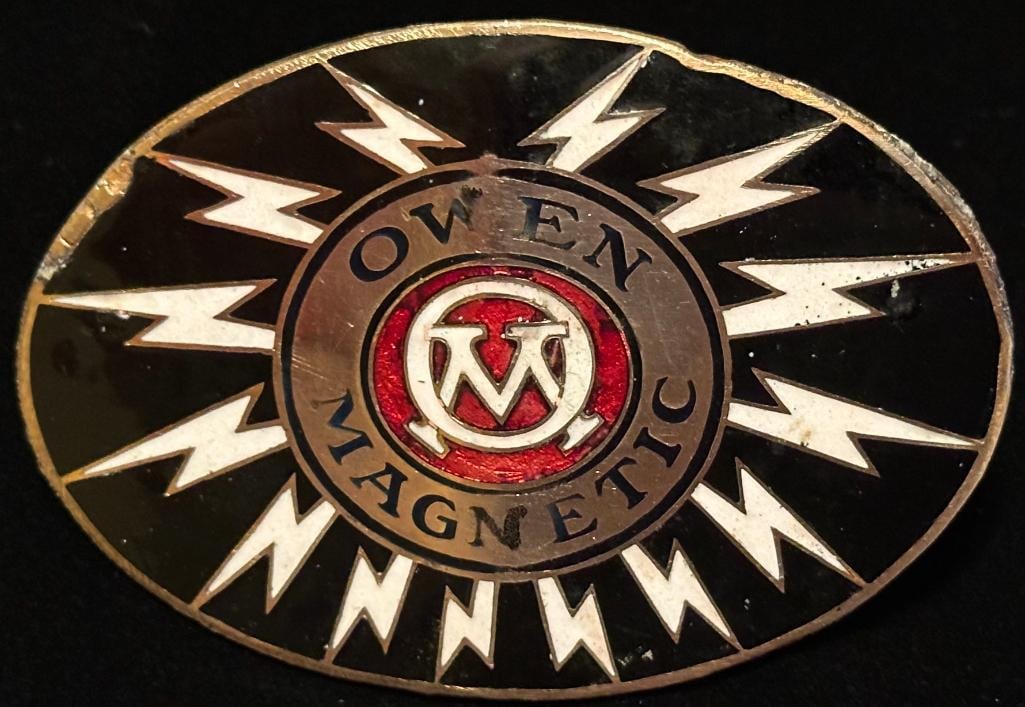 1917-1921 Owen Magnetic Radiator Emblem (1 of 4)