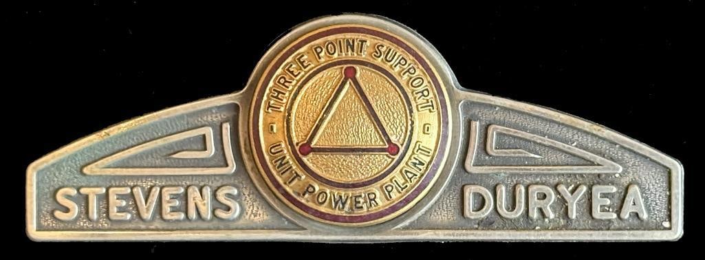 1920-1922 Stevens Duryea Radiator Emblem (1 of 2)