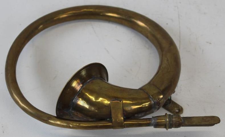 Early Brass Bulb Horn (1 of 4)