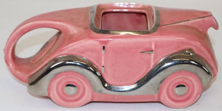 Sadler OKT42 Ceramic Car Shaped Tea Pot: Marked Made in England on bottom. 8.5" x 4" x 3"