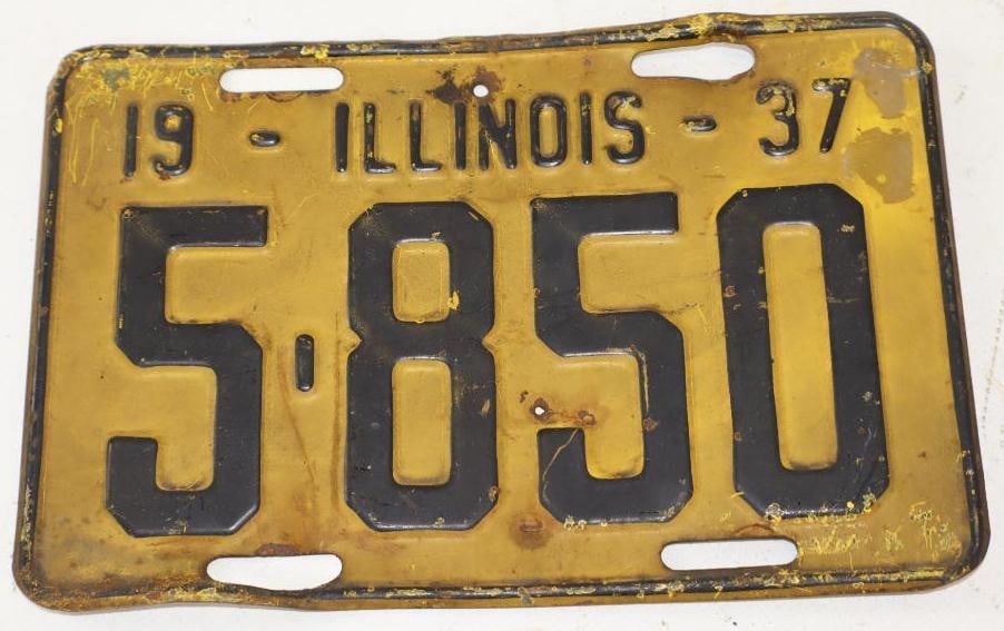1937 Embossed Illinois Motorcycle License Plate #5850: 8" x 5.25"