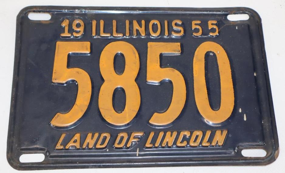 1955 Embossed Illinois Motorcycle License Plate #5850: 8.25" x 5.5"