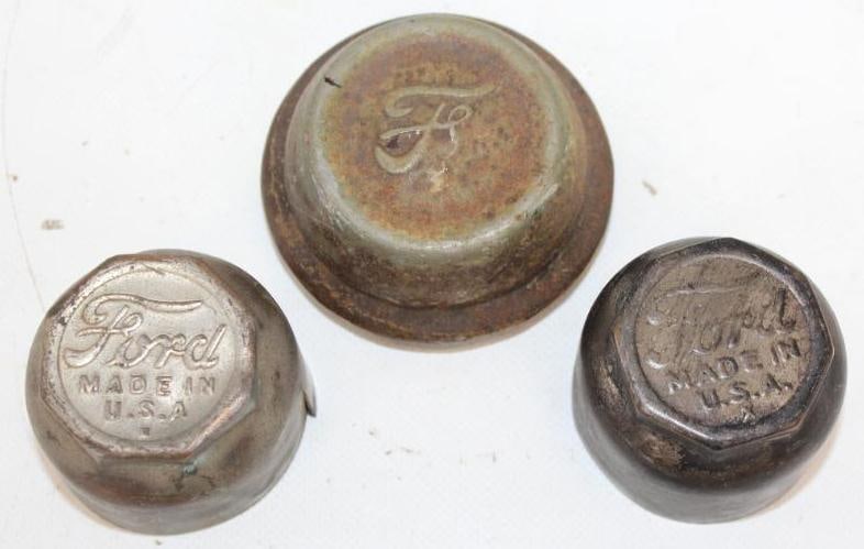 Group of 3 Ford Script Embossed Aluminum Automobile Hubcaps (1 of 2)