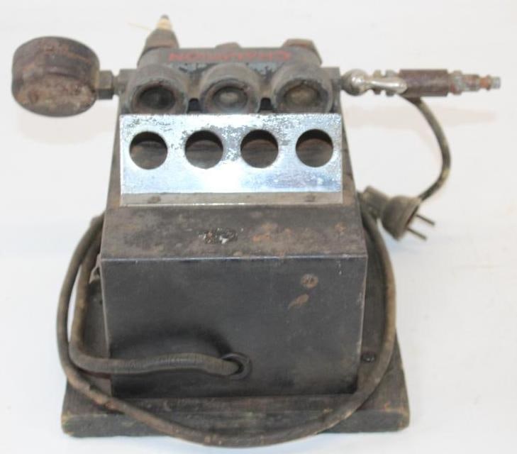 Champion Spark Plug Cleaner and Tester (1 of 5)