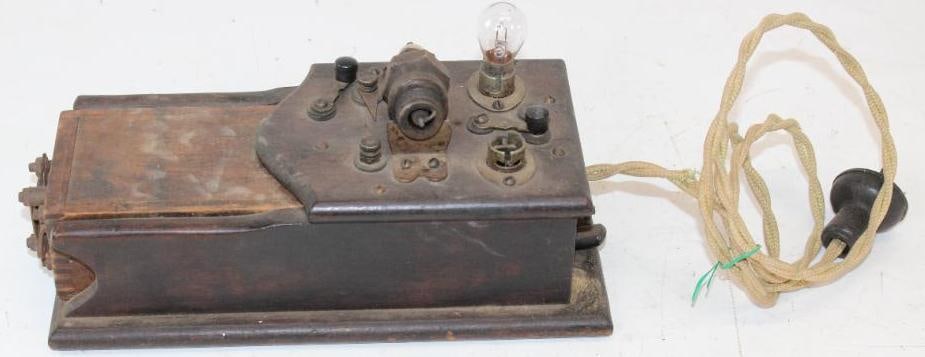 Jefferson Electric Spark Plug and Coil Combination Tester with Splitdorf Spark Plug (1 of 4)