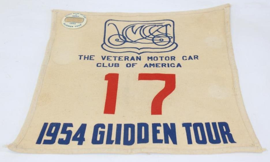 1954 Veteran Motor Car Club of America Glidden Tour Car Number 17 Canvas Car Banner and Pin Back (1 of 4)